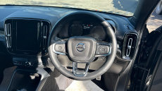 Volvo Xc40 2.0 B4P R DESIGN 5dr Auto Petrol Estate